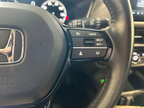 Certified 2025 Honda HR-V EX-L image 28