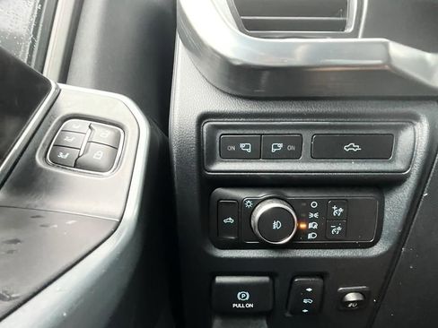 Used 2021 Ford F150 Lariat w/ Equipment Group 502A High AWD/4WD image 19