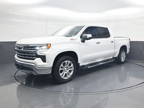 Used 2024 Chevrolet Silverado 1500 LTZ w/ LTZ Premium Package image 3