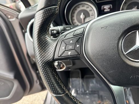 Used 2015 Mercedes-Benz GLA 250 4MATIC image 14