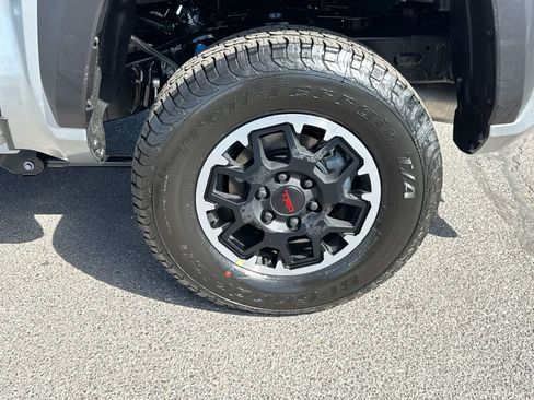 New 2026 Toyota Tacoma TRD Off-Road AWD/4WD image 6