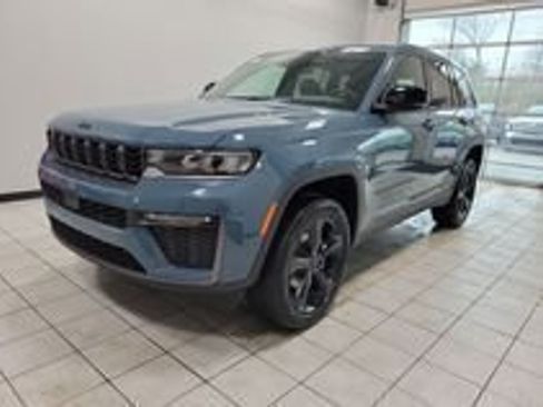 New 2026 Jeep Grand Cherokee Limited w/ Limited Altitude Package image 2