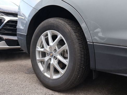 Used 2024 Chevrolet Equinox LT w/ LPO, Floor Liner Package AWD/4WD image 4