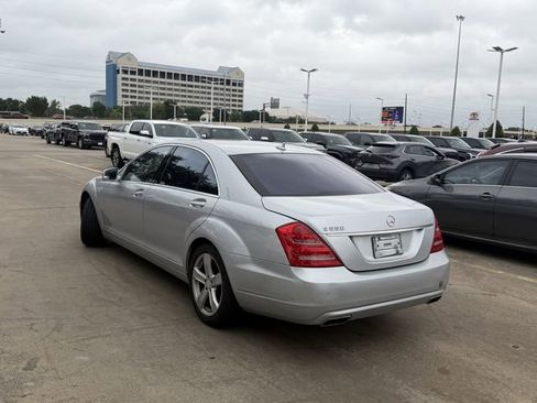 Used 2010 Mercedes-Benz S 550 image 7