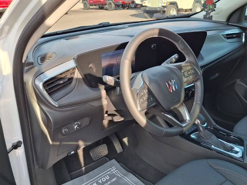 Used 2024 Buick Encore GX Preferred w/ Comfort Package AWD/4WD image 7