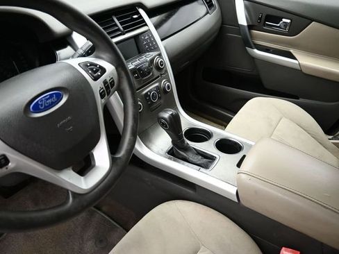 Used 2013 Ford Edge SE FWD image 23