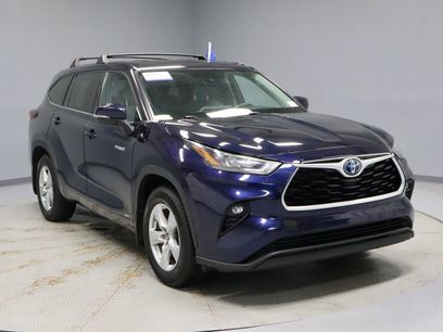 Used 2020 Toyota Highlander LE