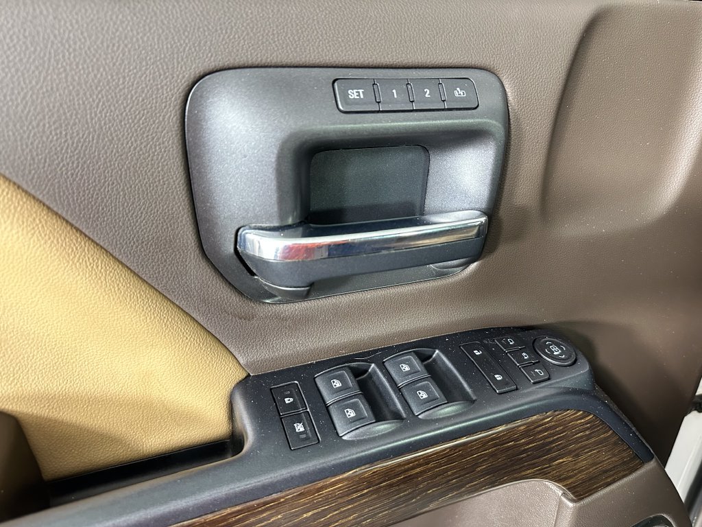 Used 2018 GMC Sierra 1500 Denali AWD/4WD image 23