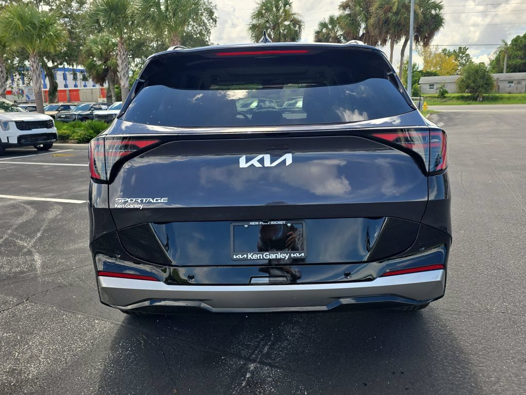 New 2027 Kia Sportage SX FWD image 7