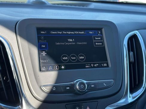 Used 2023 Chevrolet Equinox LT image 26