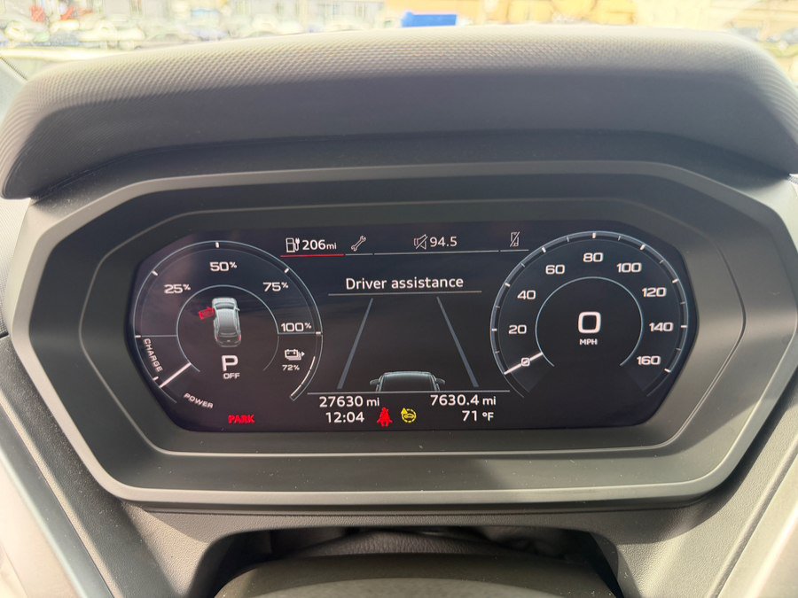 Used 2023 Audi Q4 e-tron Premium w/ Convenience Package RWD image 12