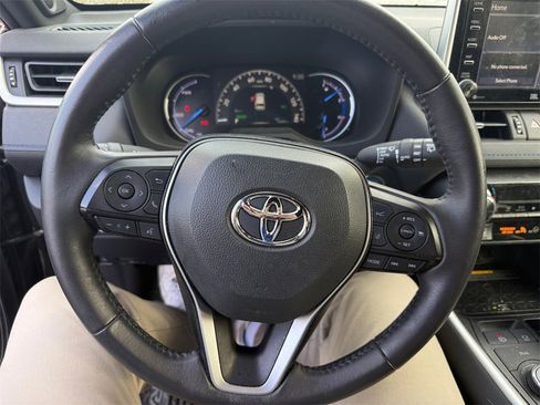 Used 2020 Toyota RAV4 XSE image 14