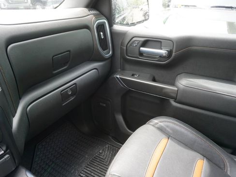 Used 2021 GMC Sierra 1500 AT4 w/ AT4 Premium Package AWD/4WD image 33