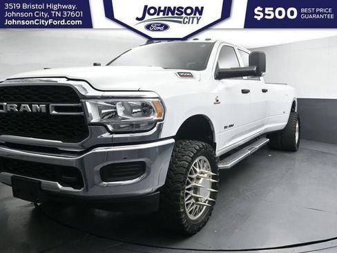 Used 2021 RAM 3500 Tradesman w/ Chrome Appearance Group AWD/4WD image 6