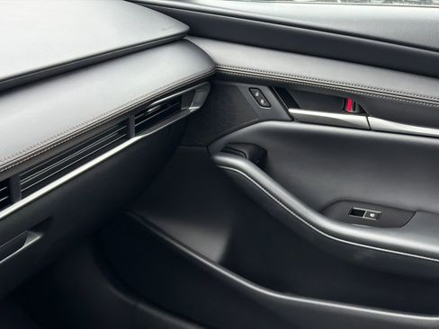 New 2026 MAZDA MAZDA3 2.5 S Sedan w/ Preferred Pkg FWD image 28