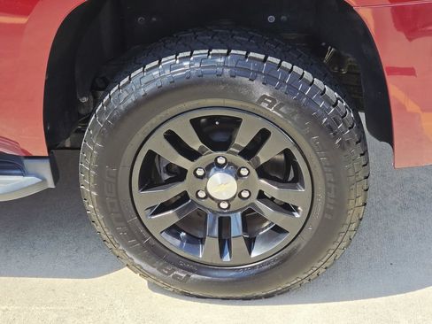 Used 2016 Chevrolet Tahoe LS RWD image 8