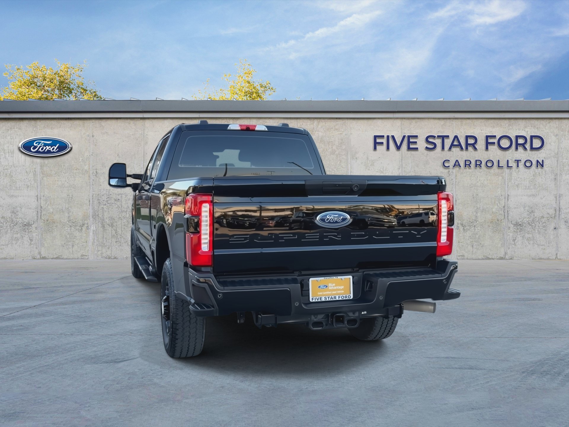 Certified 2024 Ford F250 XL w/ STX Appearance Package AWD/4WD image 9