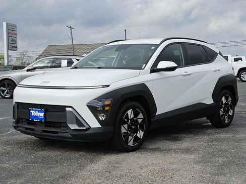 Used 2024 Hyundai Kona SEL w/ Convenience Package image 4