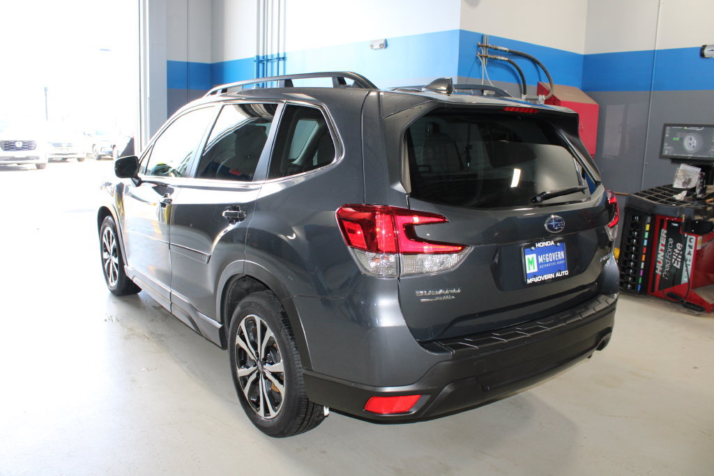 Used 2023 Subaru Forester Limited AWD/4WD image 25