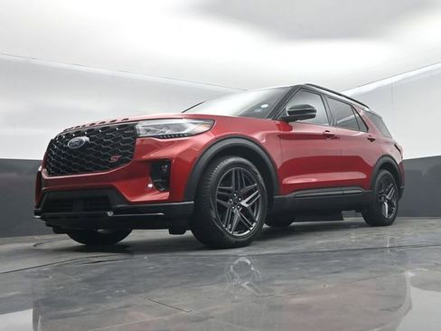 Certified 2025 Ford Explorer ST AWD/4WD image 51