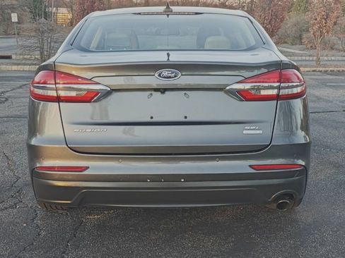 Used 2019 Ford Fusion SEL image 4