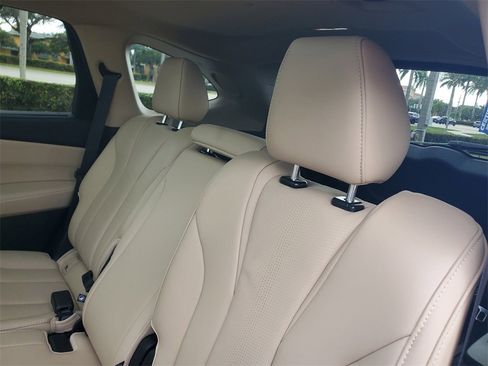 Used 2025 Acura MDX w/ Technology Package image 13