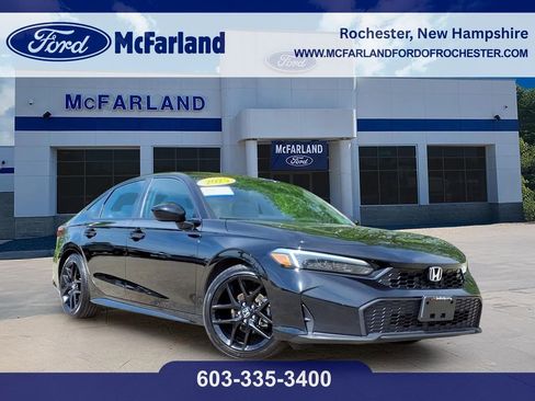 Used 2025 Honda Civic Sport image 1