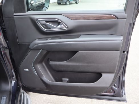 Used 2022 Chevrolet Tahoe LT AWD/4WD image 39
