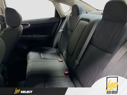 Used 2019 Nissan Sentra SV FWD image 22