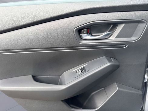 Certified 2023 Honda Accord EX image 12