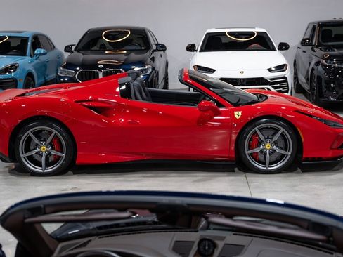 Used 2021 Ferrari F8 Tributo image 8