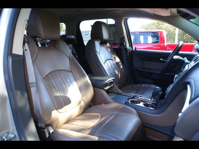 Used 2015 GMC Acadia SLT w/ Technology Package FWD image 9