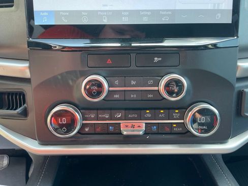 Used 2023 Ford Expedition Max XLT RWD image 22
