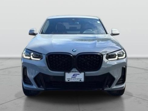 Used 2024 BMW X4 xDrive30i w/ M Sport Package AWD/4WD image 2