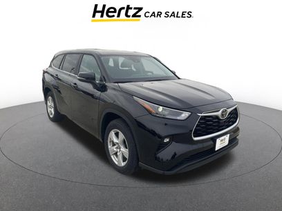 Used 2025 Toyota Highlander LE