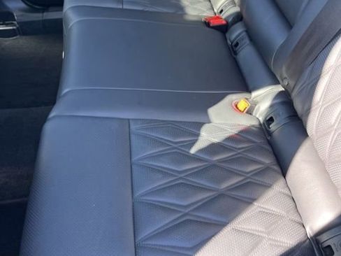 Used 2021 Nissan Rogue Platinum image 10