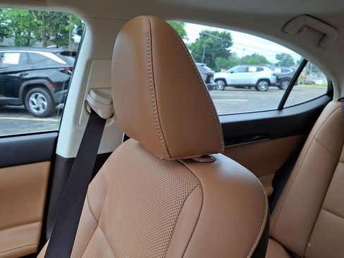 Used 2016 Lexus ES 350 w/ Premium Package w/Wood Trim FWD image 17