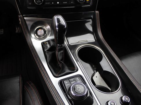 Used 2019 Nissan Maxima SR w/ Premium Package image 27