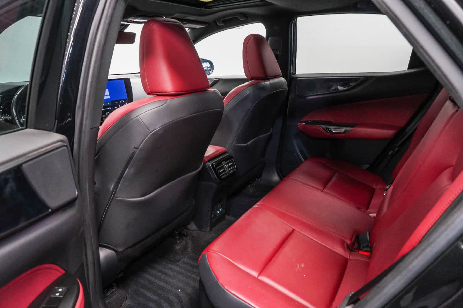 Used 2024 Lexus NX 350h AWD w/ Vision Package image 19