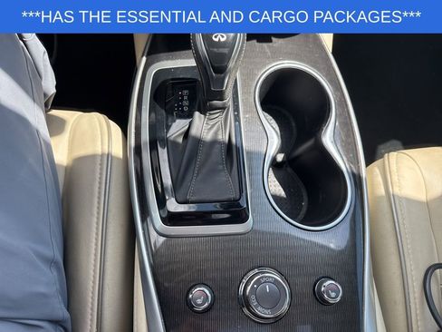 Used 2020 INFINITI QX60 Luxe w/ Essential Package FWD image 23