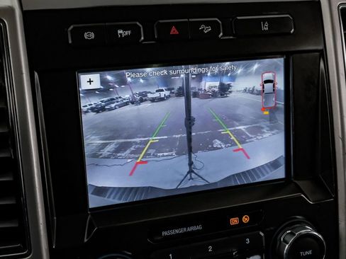 Used 2020 Ford F250 Lariat image 25