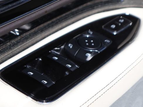 Used 2023 Lincoln Navigator L Black Label AWD/4WD image 20