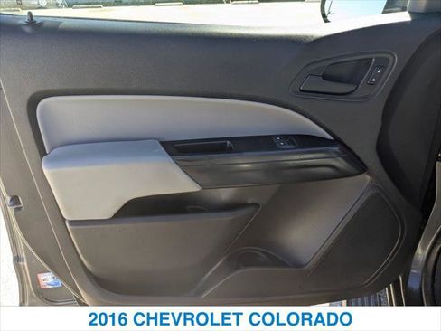 Used 2016 Chevrolet Colorado W/T image 12