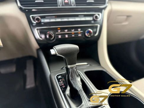 Used 2018 Kia Optima LX w/ 17" Alloy Wheels Package FWD image 18