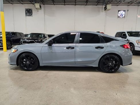 Used 2025 Honda Civic Sport Touring image 6