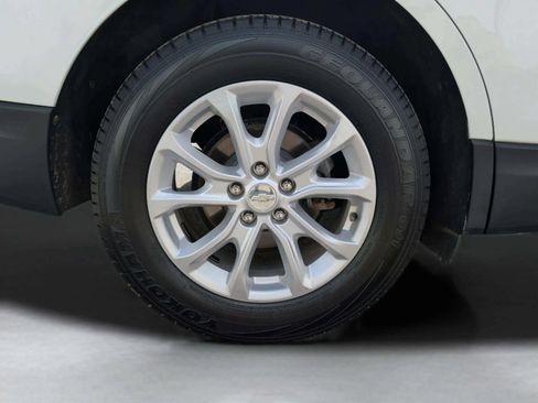 Used 2020 Chevrolet Equinox LS FWD image 34
