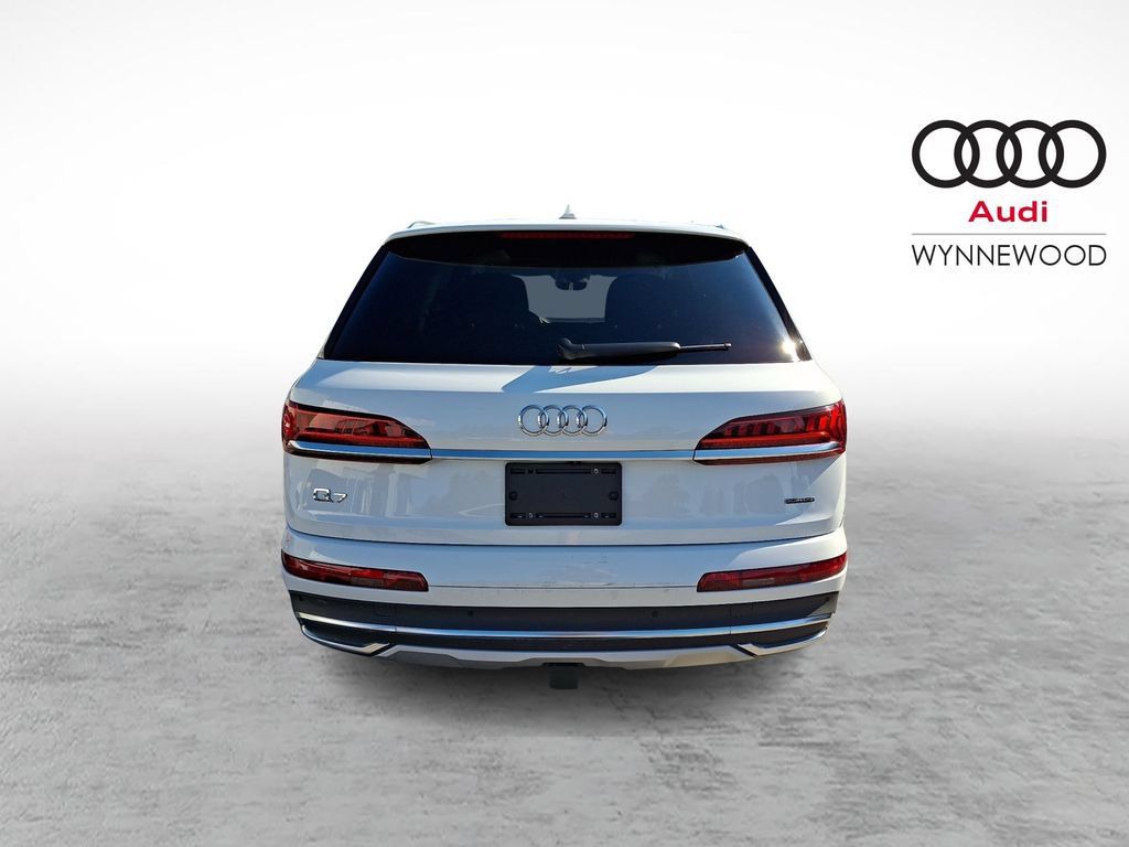 Used 2023 Audi Q7 2.0T Premium Plus w/ Convenience Package AWD/4WD image 5