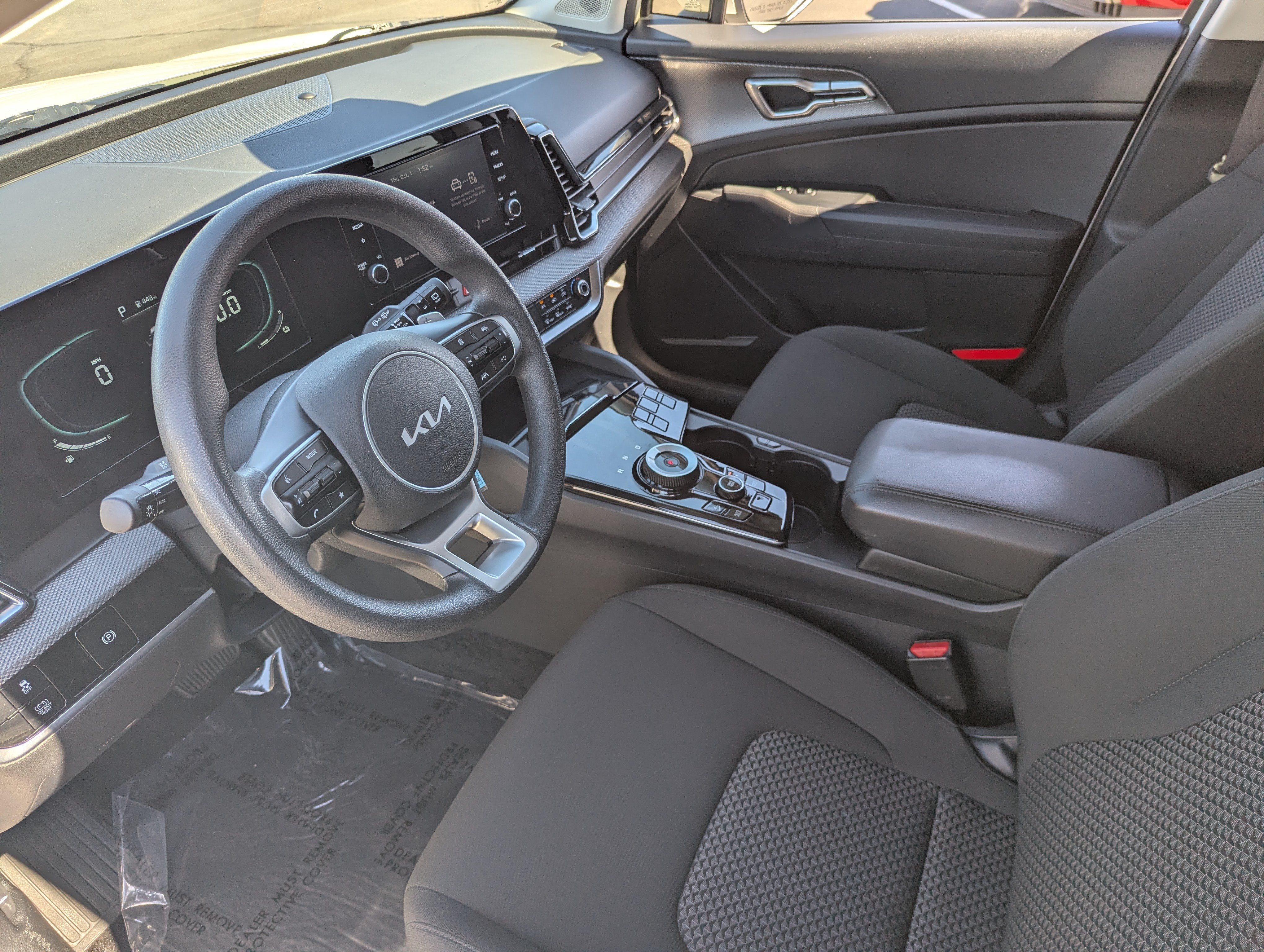 Used 2025 Kia Sportage LX FWD image 18