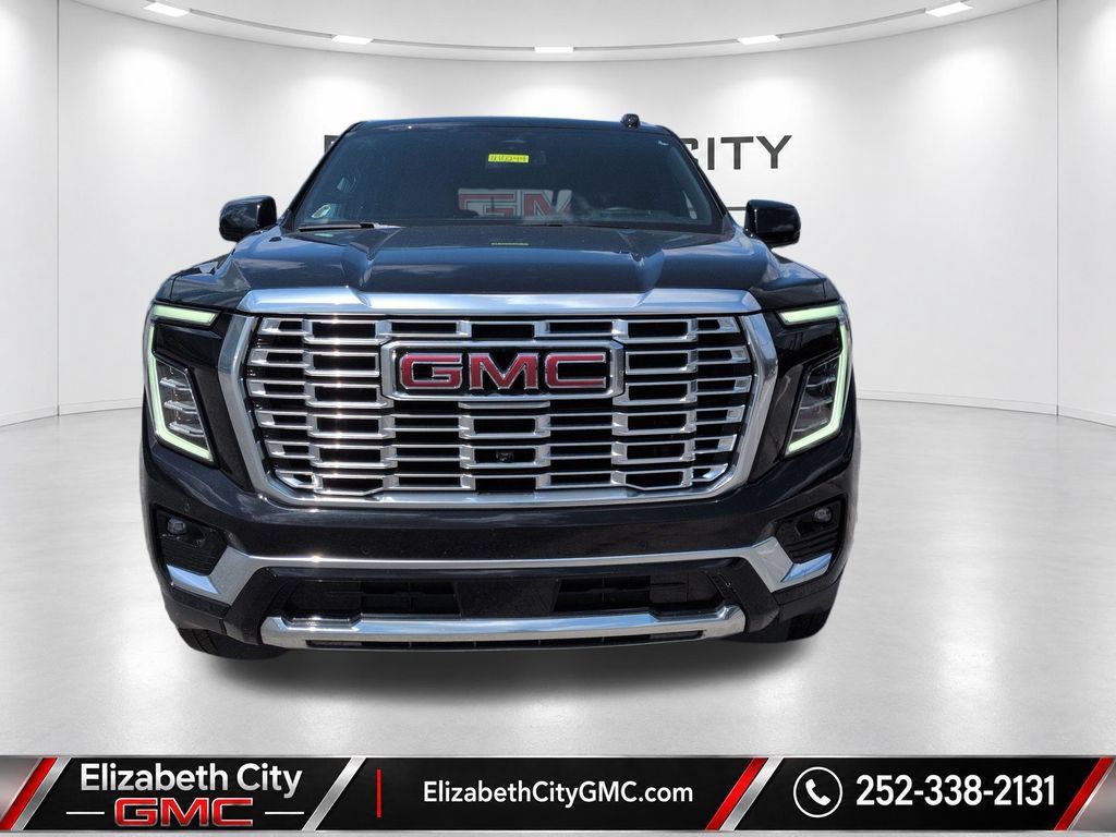 Used 2025 GMC Yukon Denali AWD/4WD image 3