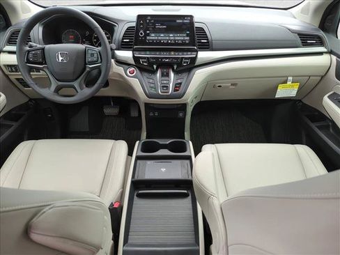 Used 2026 Honda Odyssey EX-L image 18
